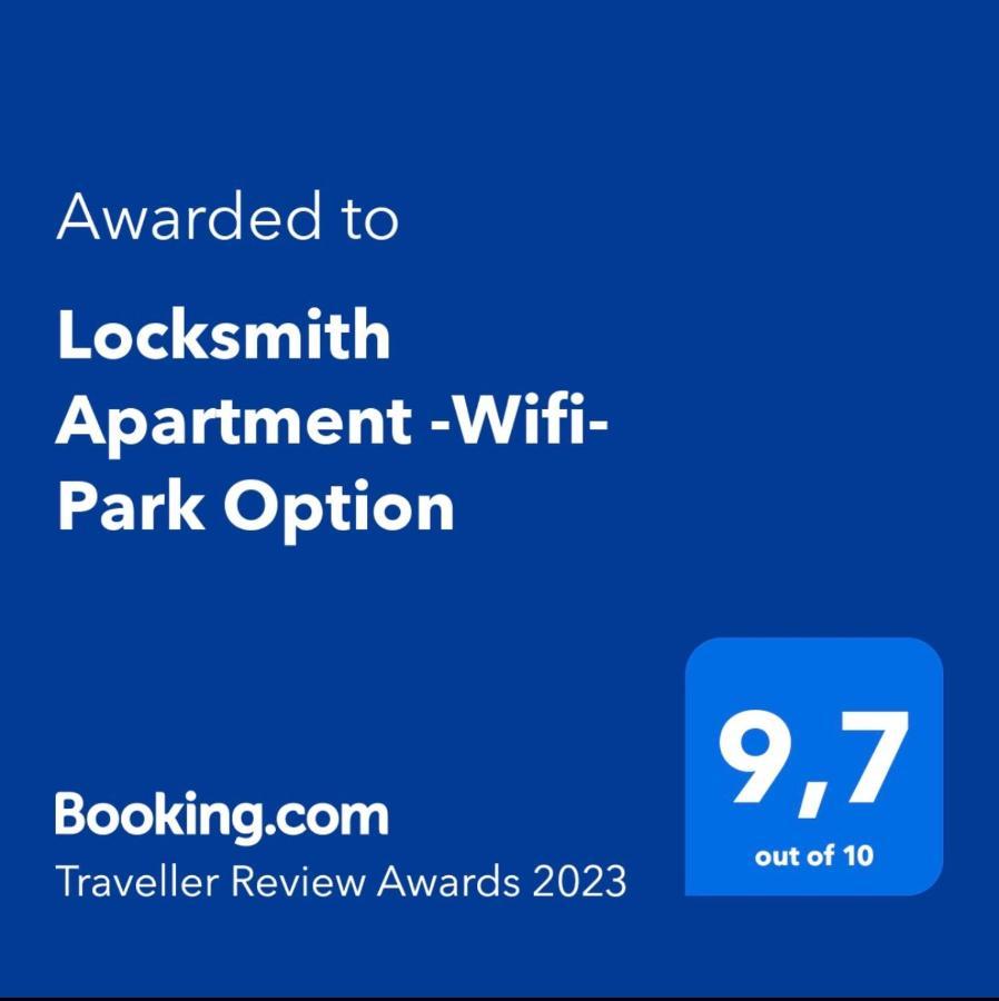 Locksmith Apartment - Park Option Севилья Экстерьер фото