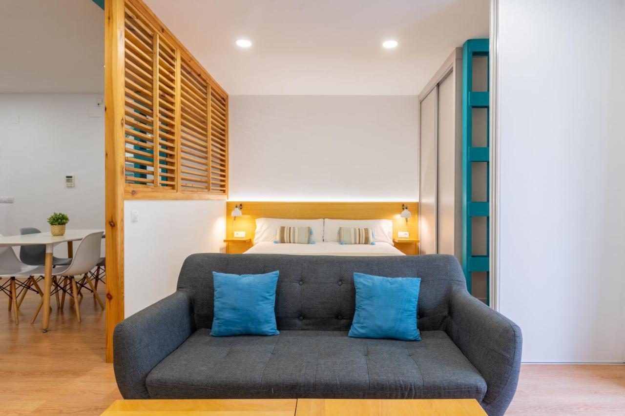 Locksmith Apartment - Park Option Севилья Экстерьер фото