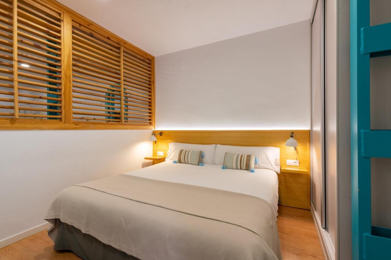 Locksmith Apartment - Park Option Севилья Экстерьер фото