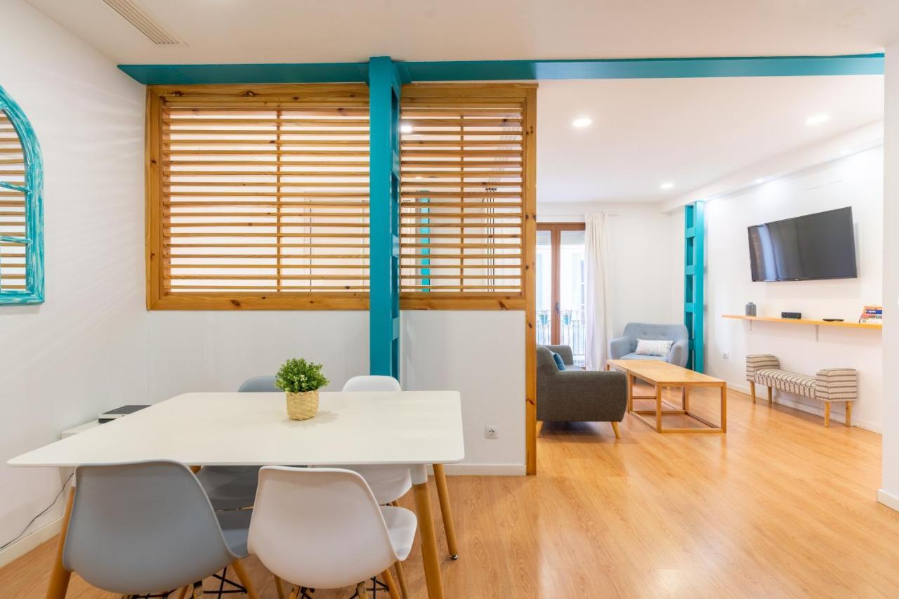 Locksmith Apartment - Park Option Севилья Экстерьер фото